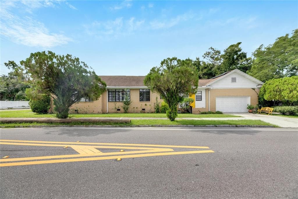 2410 N BOULEVARD TAMPA, FL 33602