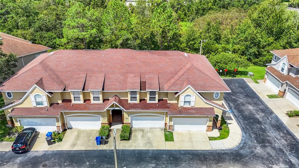 18006 NEW WALES PLACE TAMPA, FL 33647