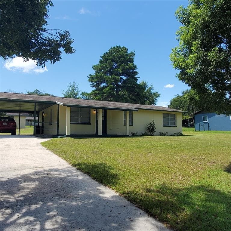 37204 NICOLE AVENUE ZEPHYRHILLS, FL 33541