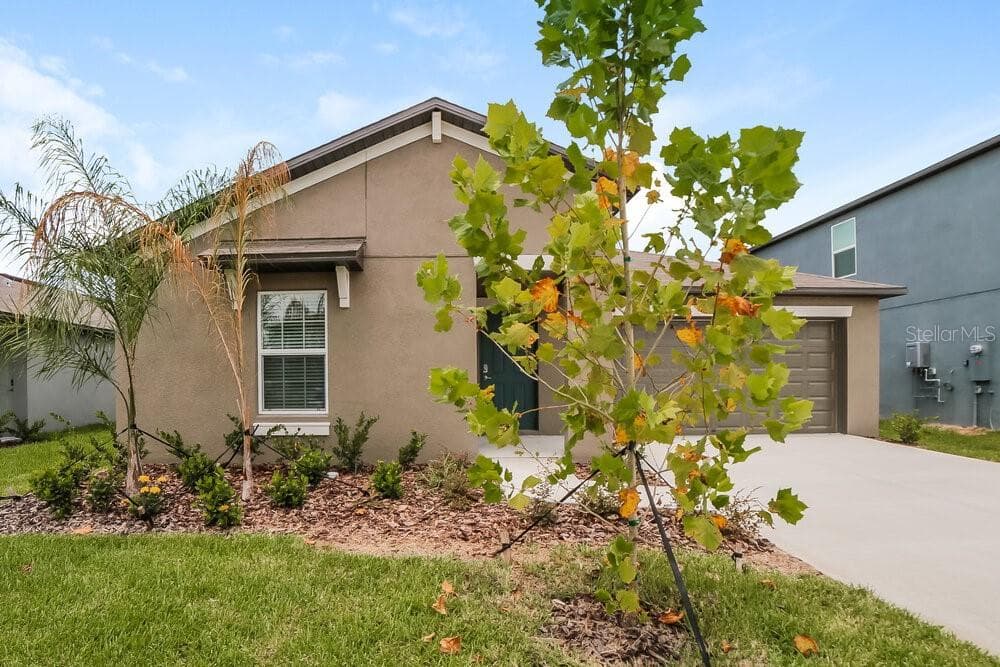 8543 41ST AVENUE E PALMETTO, FL 34221