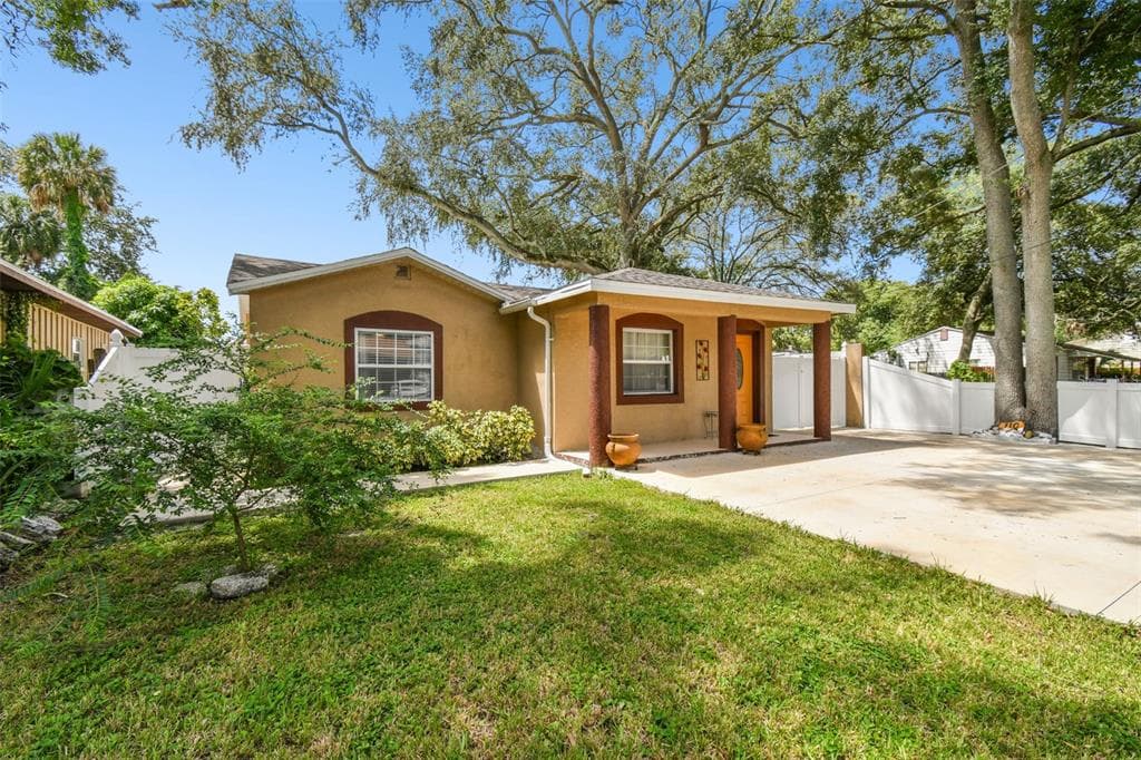 110 W HANLON STREET TAMPA, FL 33604