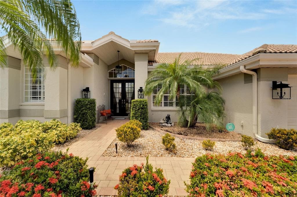 1116 SIGNATURE DRIVE SUN CITY CENTER, FL 33573