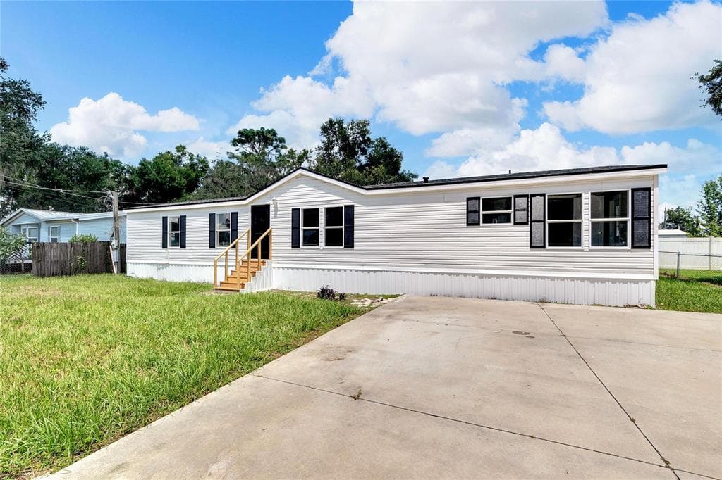 4697 TURNER ROAD MULBERRY, FL 33860