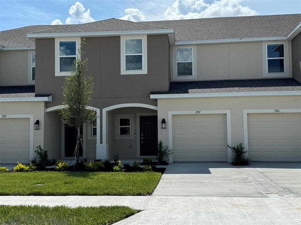2365 PARAVANE WAY WESLEY CHAPEL, FL 33543