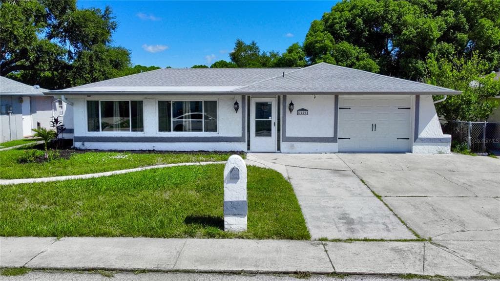 7421 FIRESIDE DRIVE PORT RICHEY, FL 34668