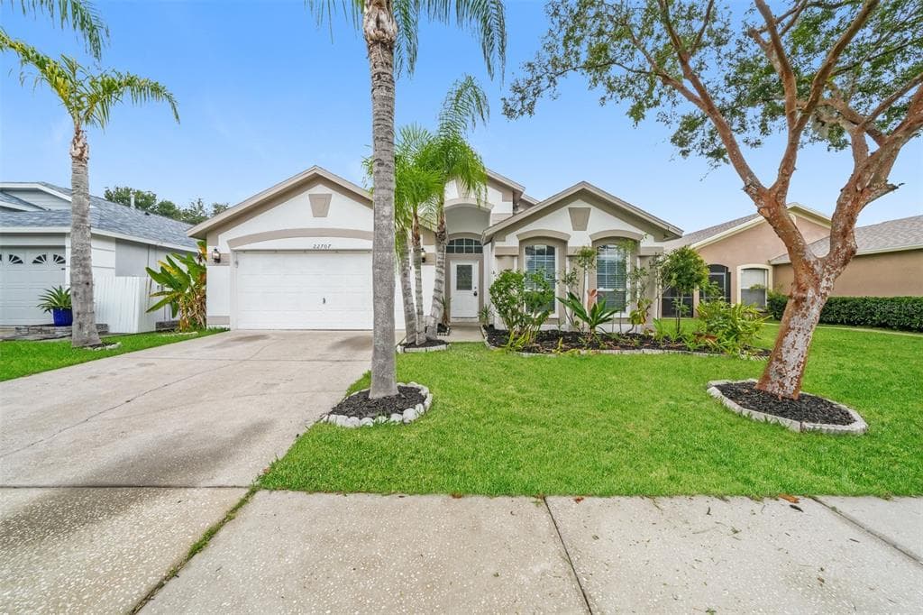 22707 RODERICK DRIVE LAND O LAKES, FL 34639