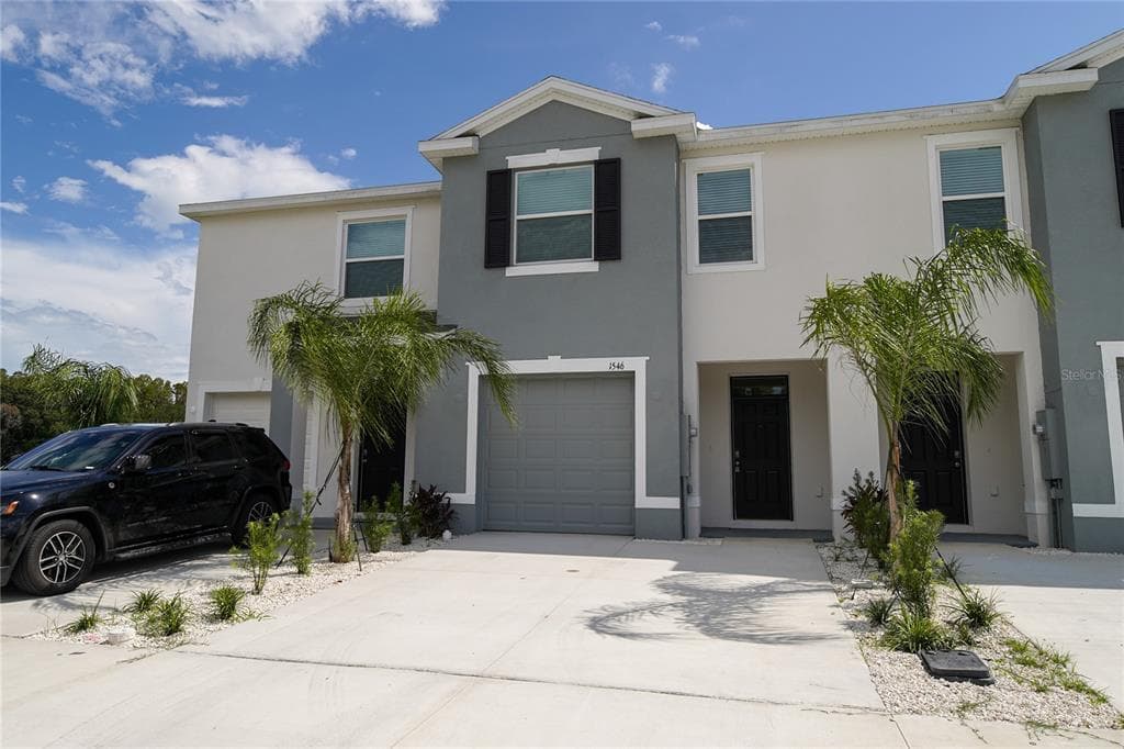 1546 RANCHETTE ROAD WESLEY CHAPEL, FL 33543