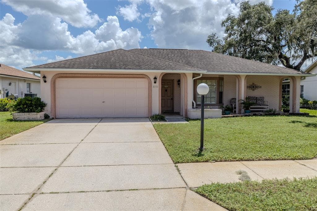 8700 GOLD PINE DRIVE PORT RICHEY, FL 34668