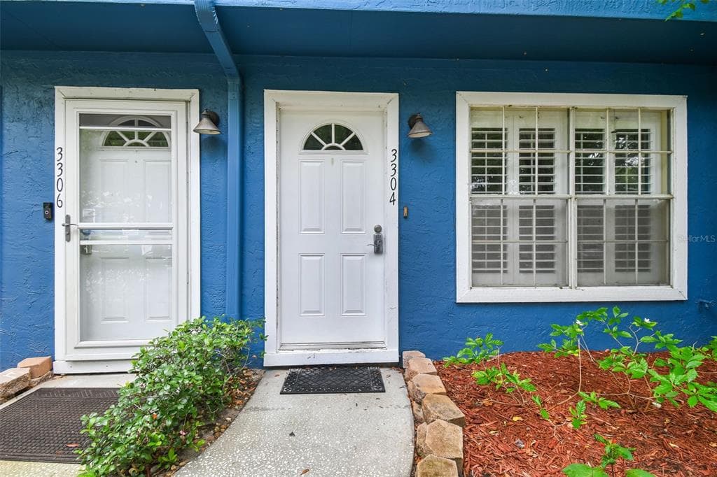 3304 FOX HUNT DRIVE PALM HARBOR, FL 34683
