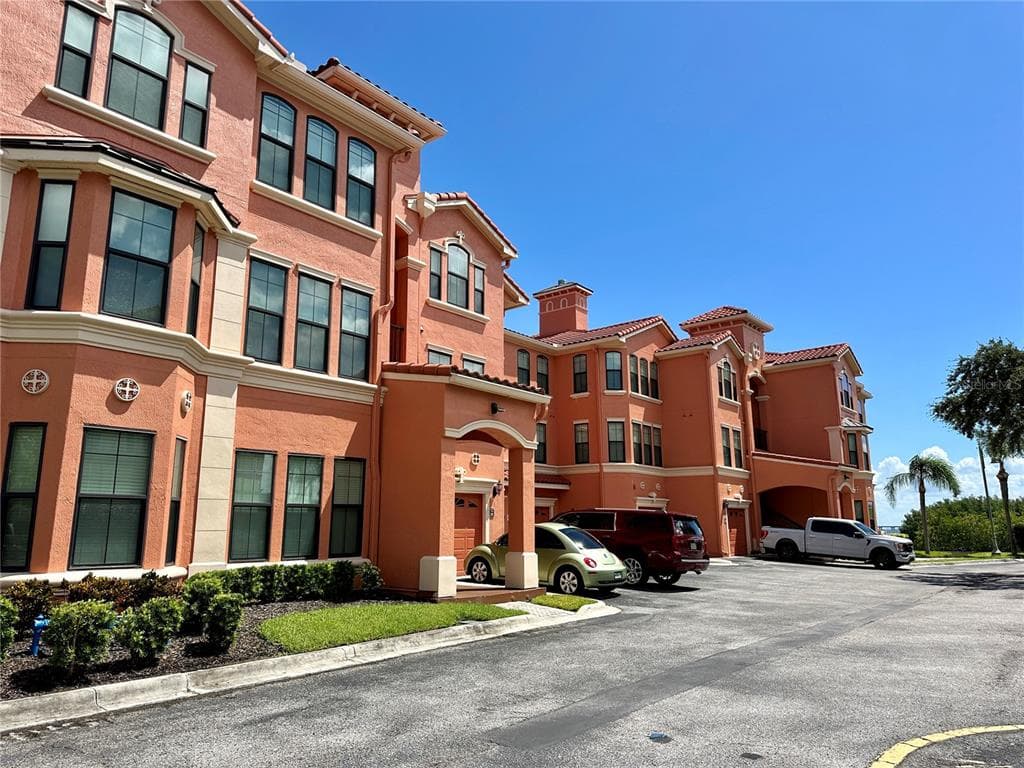 2732 VIA MURANO UNIT 526 CLEARWATER, FL 33764