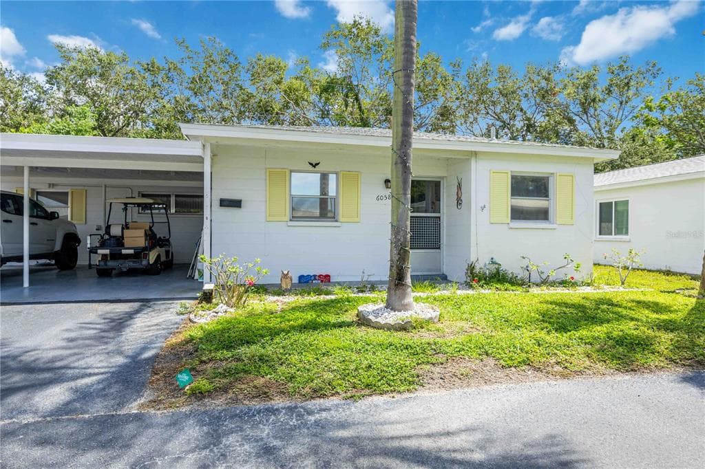 6058 ARLENE WAY BRADENTON, FL 34207