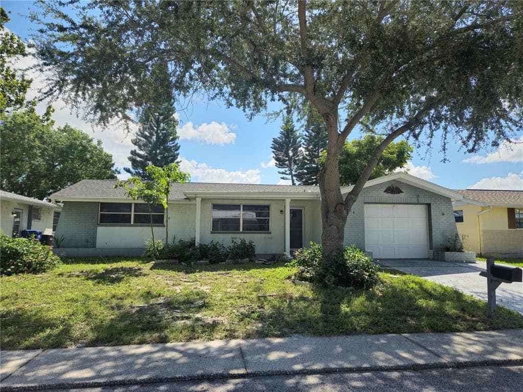 9014 LEDGESTONE LANE PORT RICHEY, FL 34668