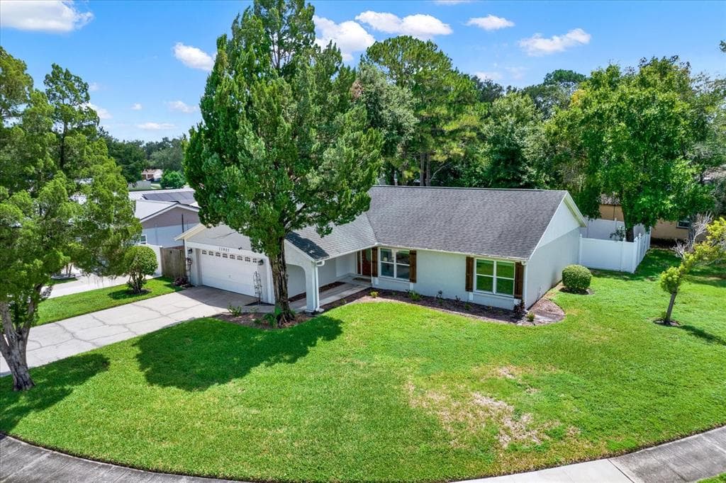 13905 CHERRY BROOK LANE TAMPA, FL 33618
