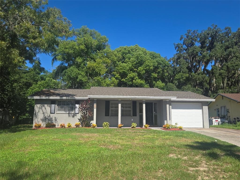 6811 PARKSIDE DRIVE NEW PORT RICHEY, FL 34653