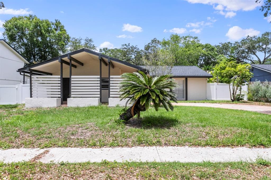 3129 W BURKE STREET TAMPA, FL 33614
