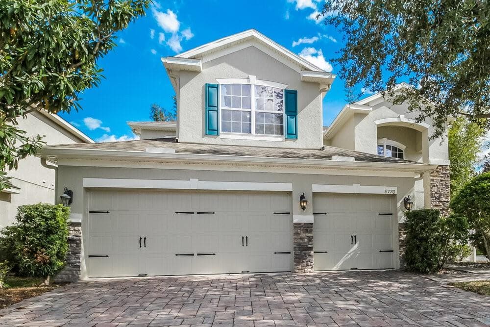 8770 ATWATER LOOP OVIEDO, FL 32765