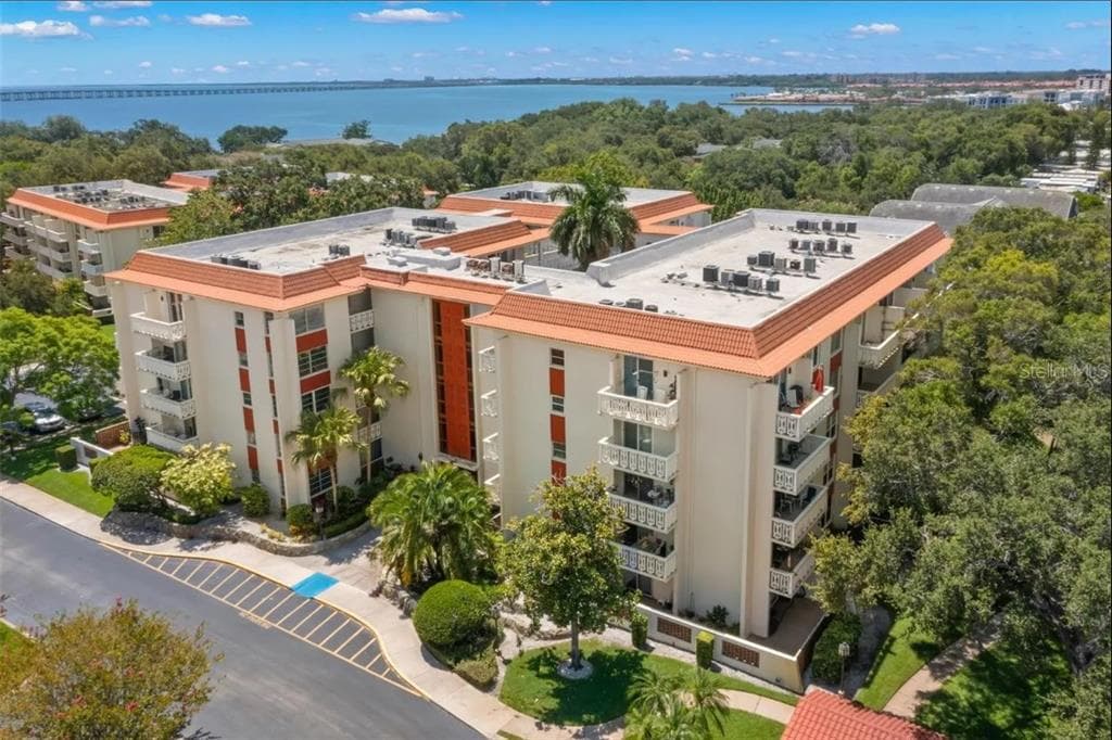 2630 PEARCE DRIVE UNIT 404 CLEARWATER, FL 33764
