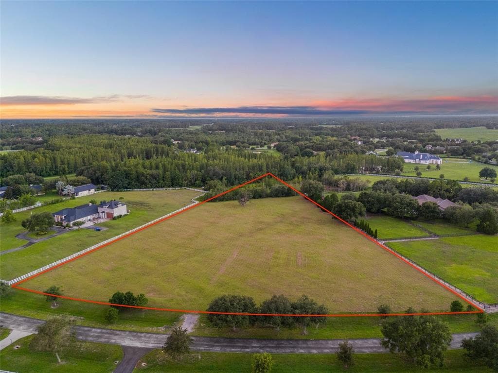 11439 TROTTING DOWN DRIVE ODESSA, FL 33556