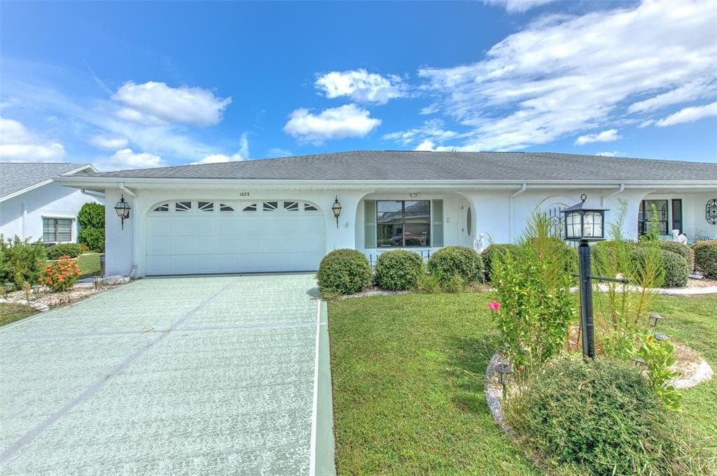 1623 BENTWOOD DRIVE SUN CITY CENTER, FL 33573