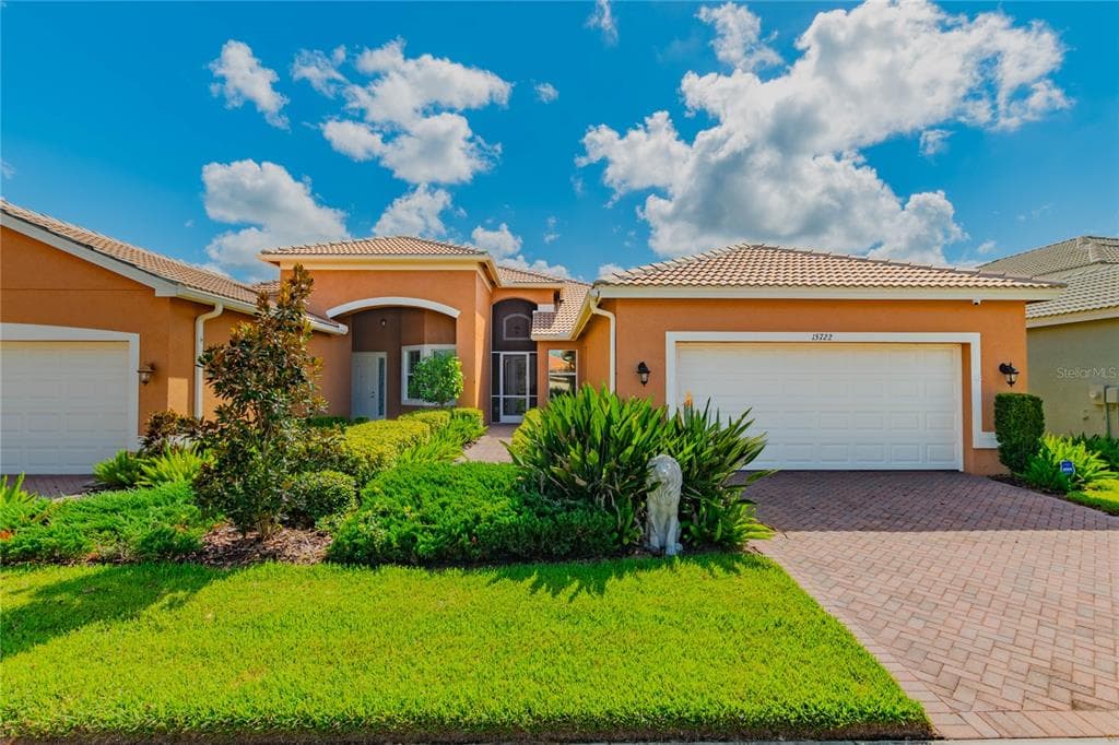 15722 AURORA LAKE CIRCLE WIMAUMA, FL 33598