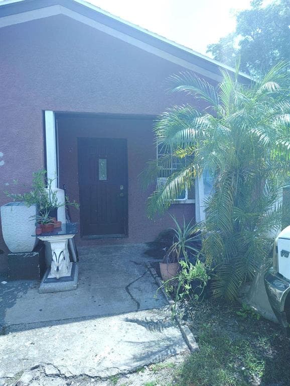 7023 SANDHURST DRIVE TAMPA, FL 33619