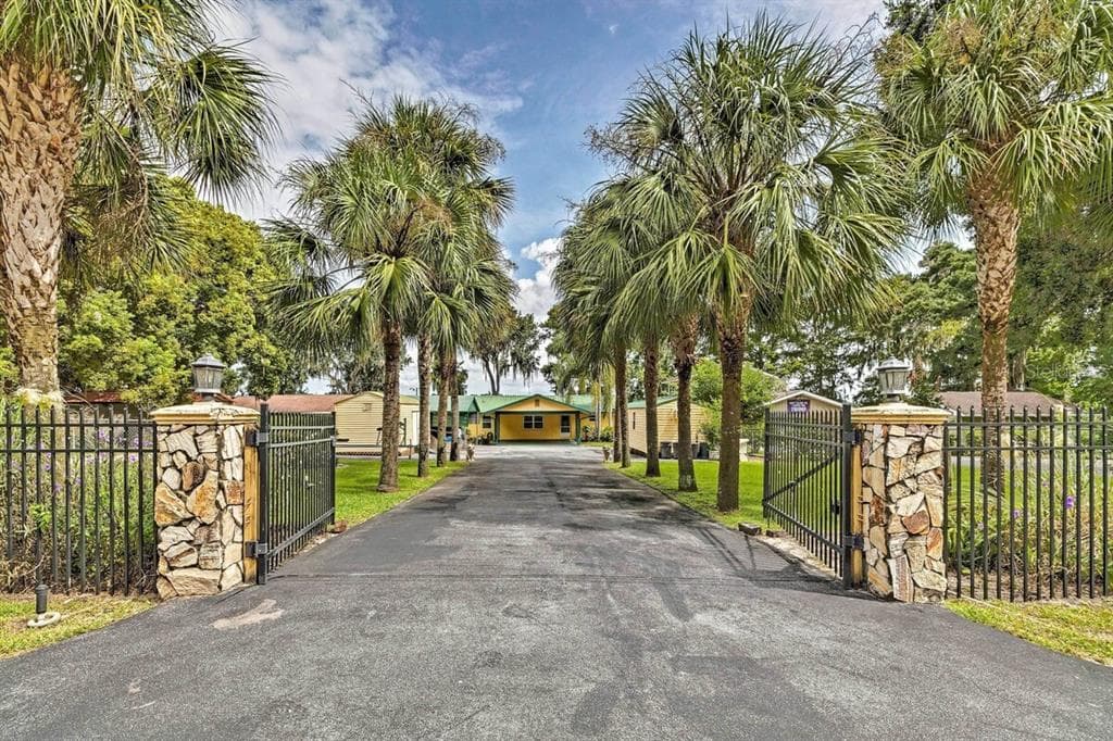 7599 W RIVERBEND ROAD DUNNELLON, FL 34433