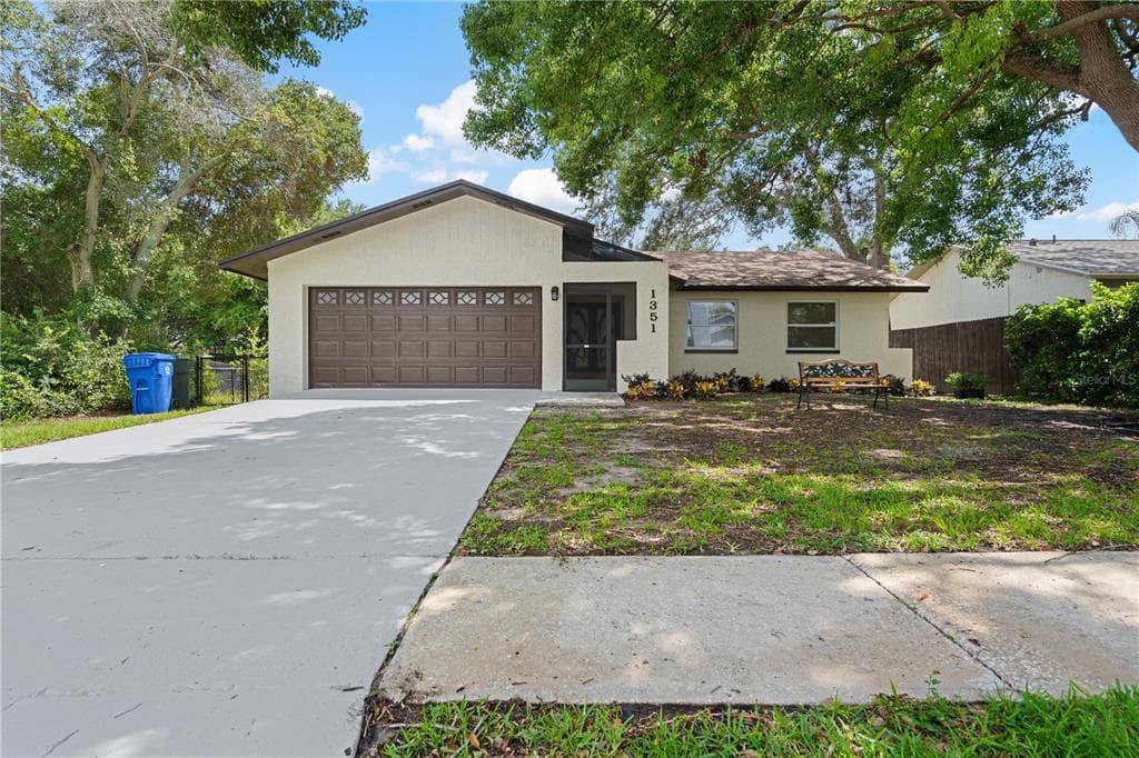 1351 OHIO AVENUE DUNEDIN, FL 34698