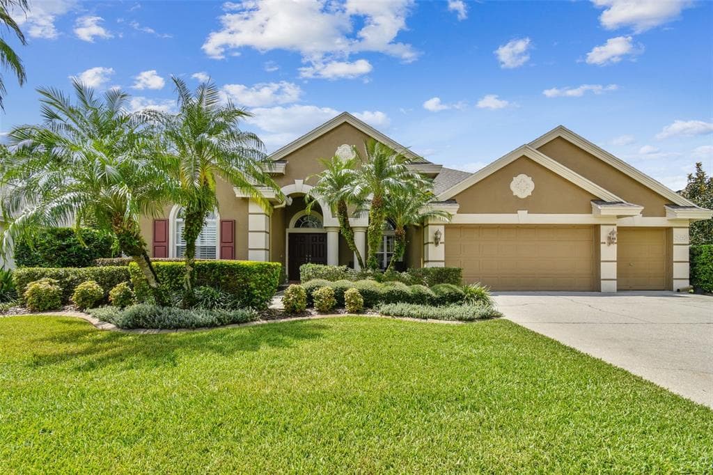 23220 GRACEWOOD CIRCLE LAND O LAKES, FL 34639