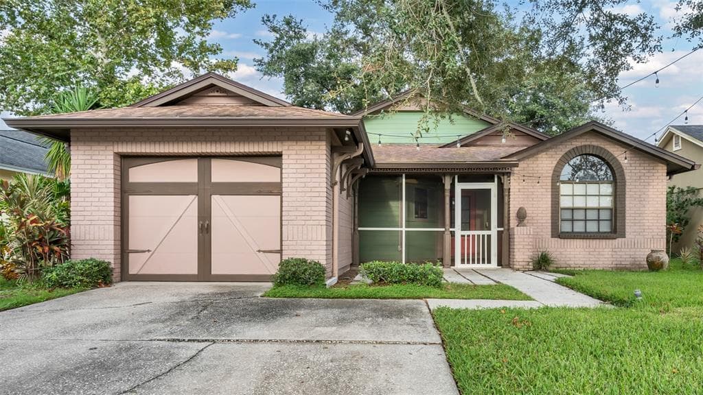 12715 TROWBRIDGE LANE TAMPA, FL 33624