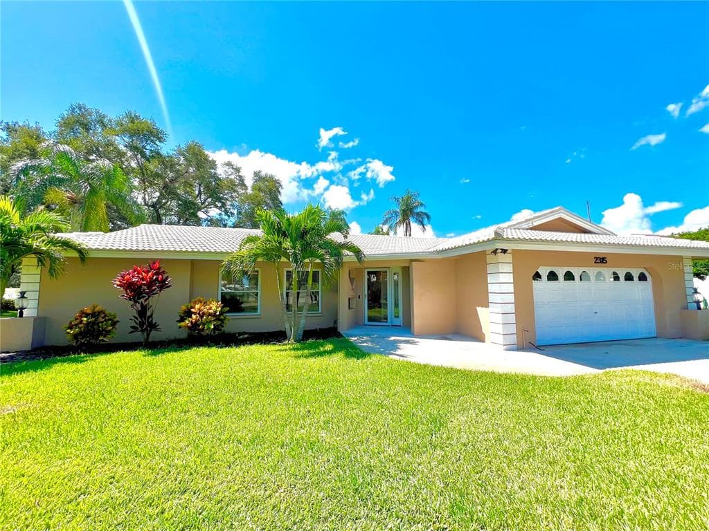 2315 MINNEOLA ROAD CLEARWATER, FL 33764