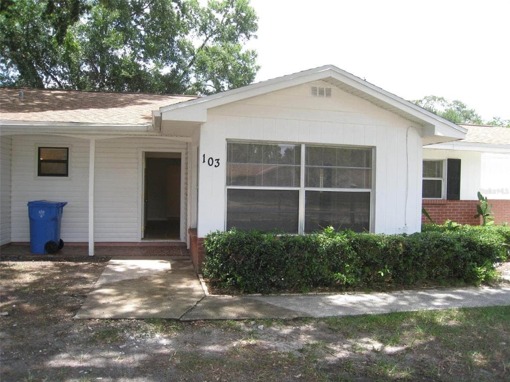 103 W WHEELER ROAD SEFFNER, FL 33584
