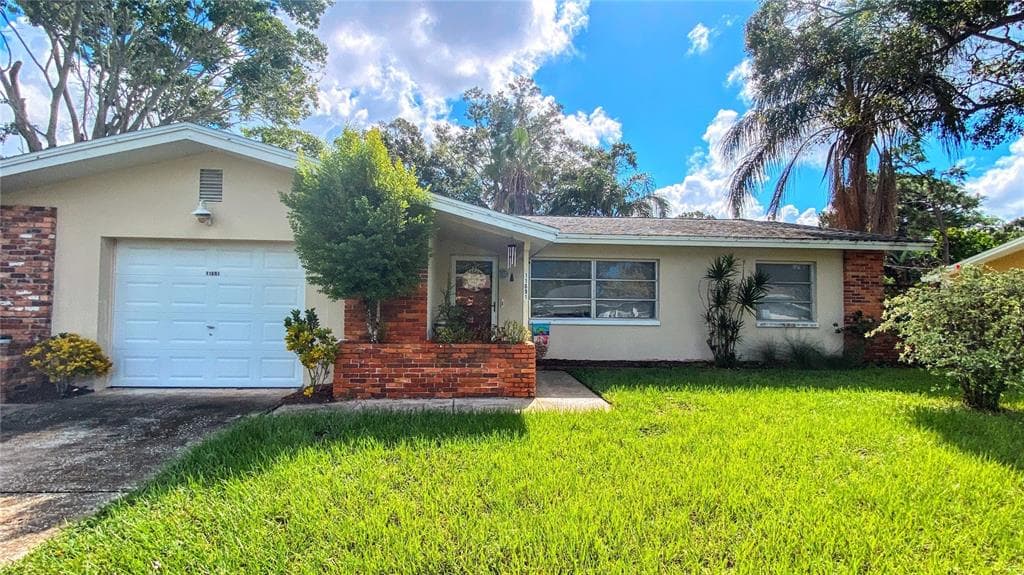 11691 OVAL DRIVE W LARGO, FL 33774
