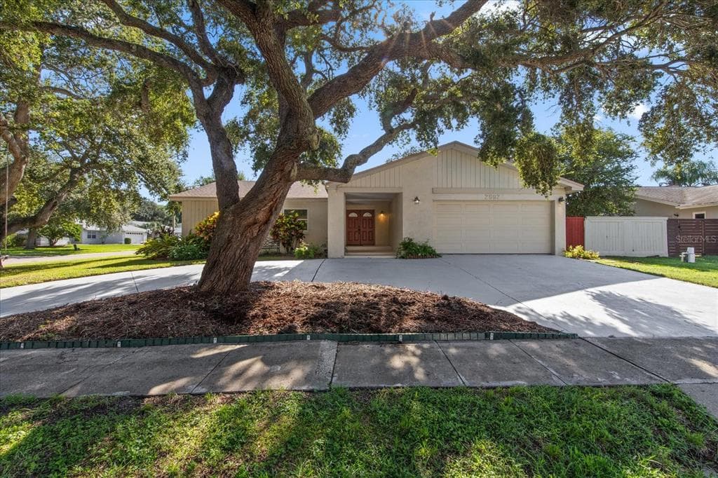 2692 COLONY DRIVE