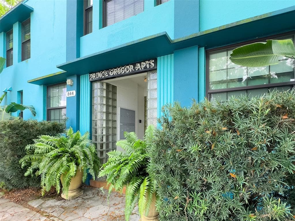 844 5TH AVENUE S UNIT 11 ST PETERSBURG, FL 33701