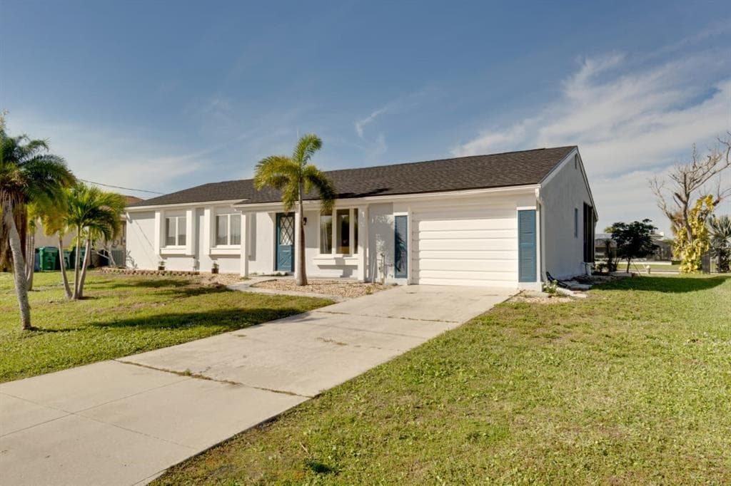 5201 FORBES TERRACE PORT CHARLOTTE, FL 33981