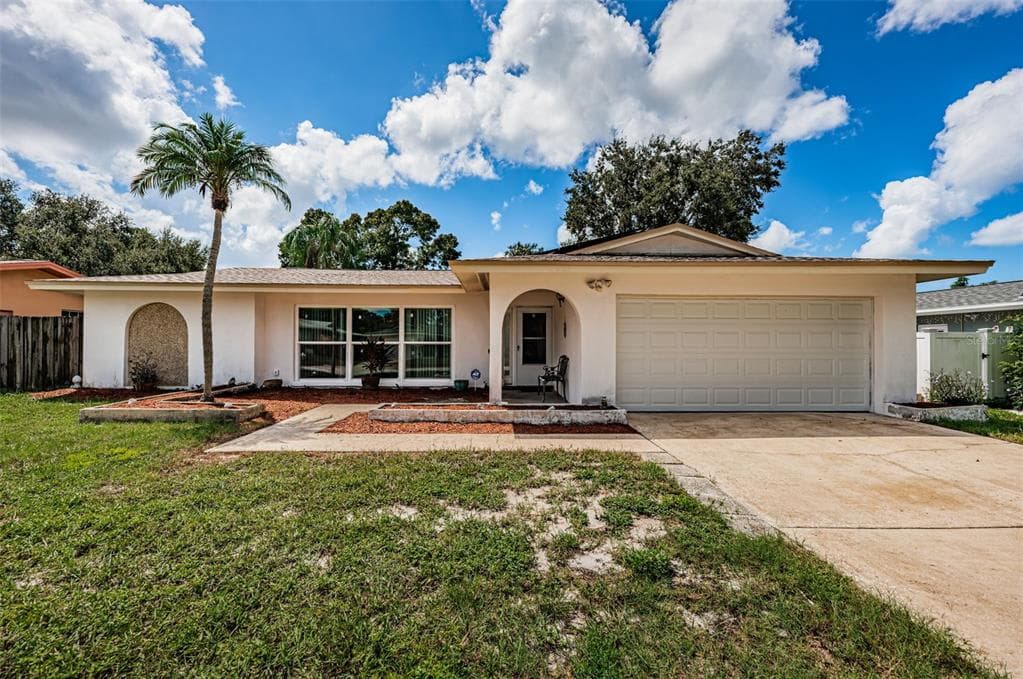 13330 88TH PLACE SEMINOLE, FL 33776