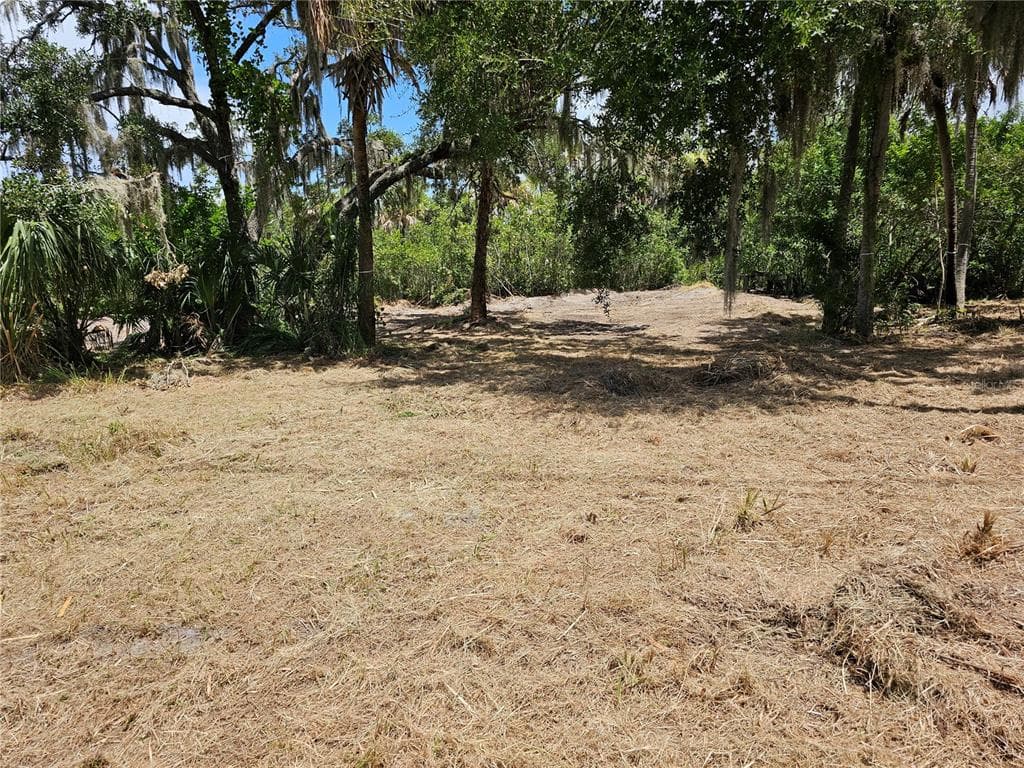 2504, 2506, and 2508 RIVER BEND DRIVE RUSKIN, FL 33570