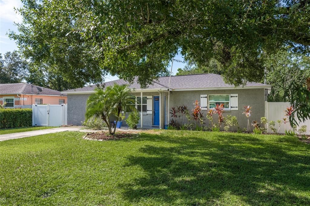 912 RALKELL ROAD TAMPA, FL 33612
