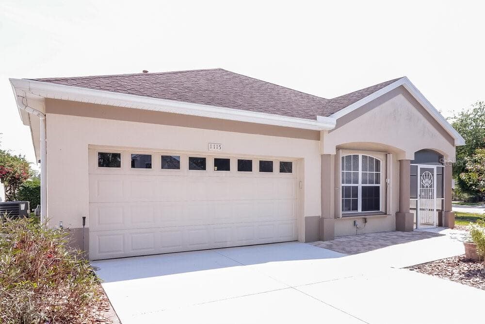 1115 MILLBROOK CIRCLE BRADENTON, FL 34212