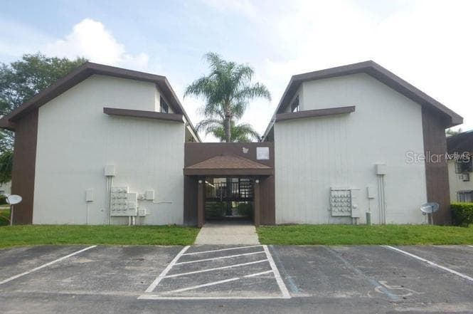 1252 E 113TH AVENUE UNIT B203 TAMPA, FL 33612