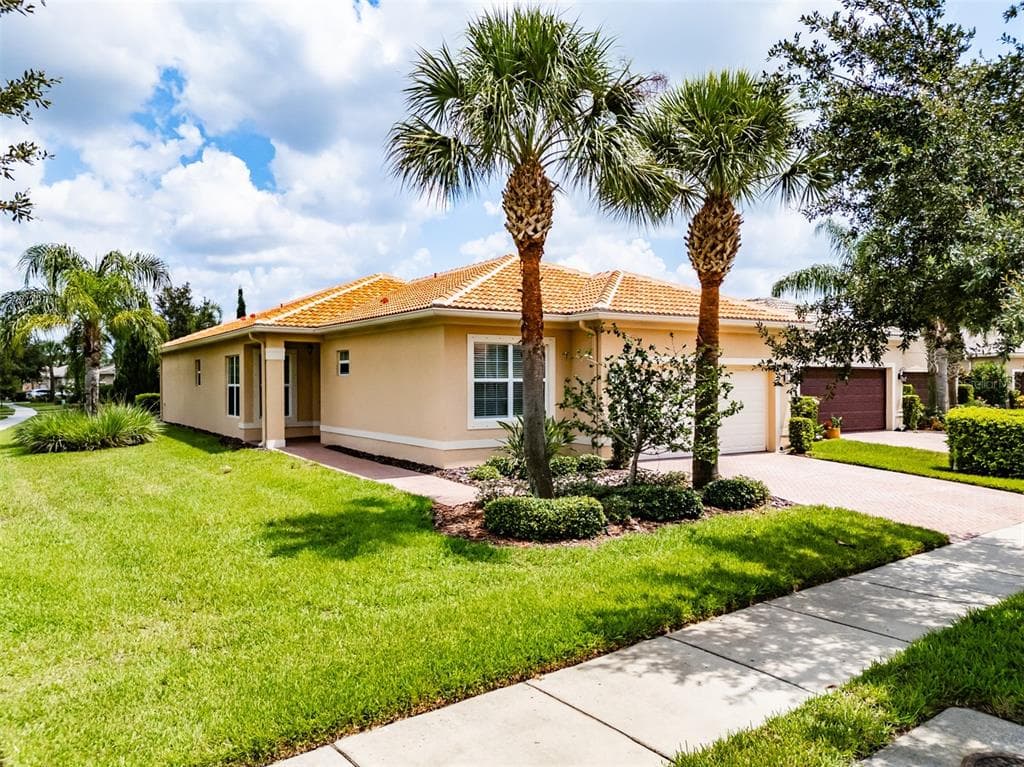 5102 SHADY STONE PLACE WIMAUMA, FL 33598
