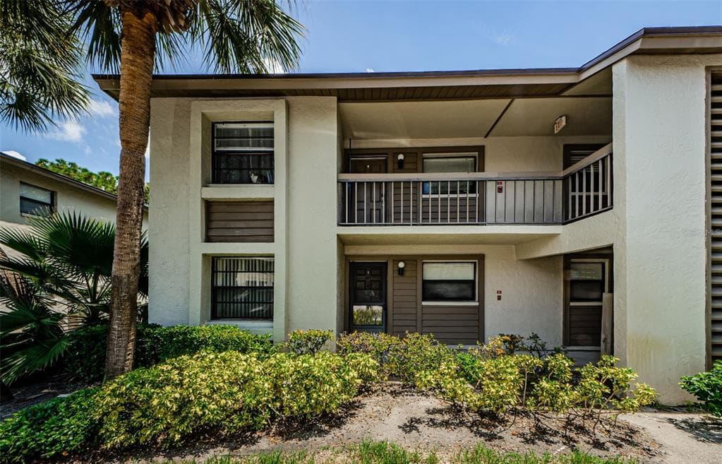 3034 EASTLAND BOULEVARD UNIT D101 CLEARWATER, FL 33761