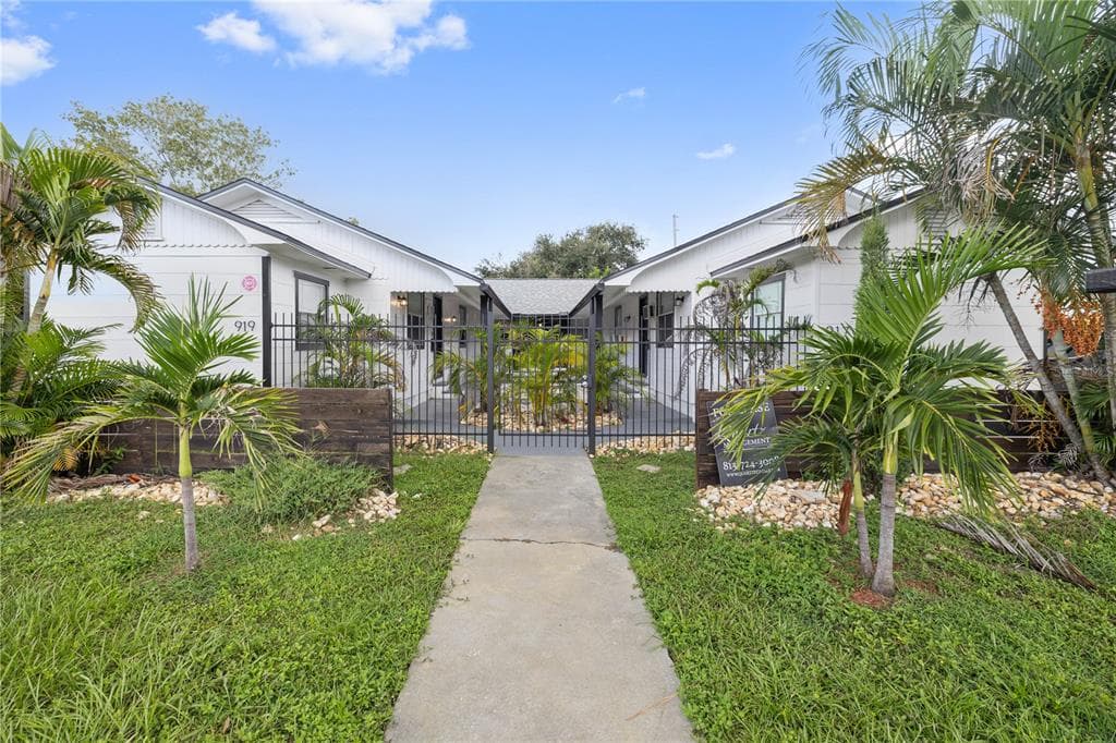 917 30TH AVENUE N UNIT 3 ST PETERSBURG, FL 33704