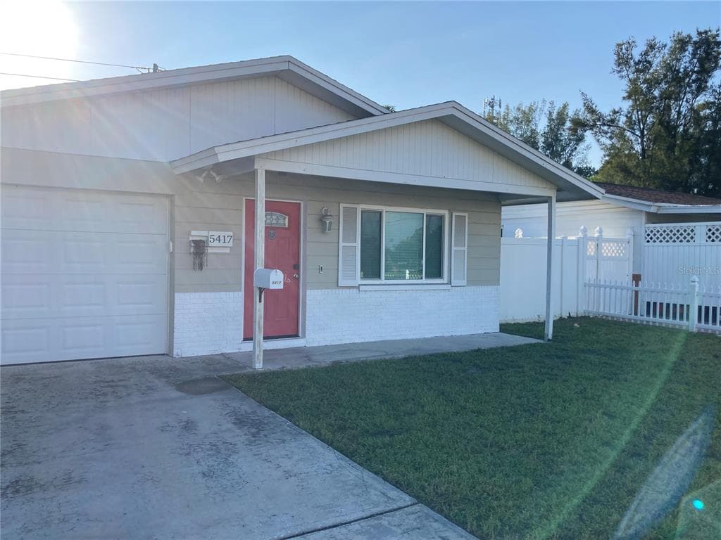 5417 1ST STREET NE ST PETERSBURG, FL 33703