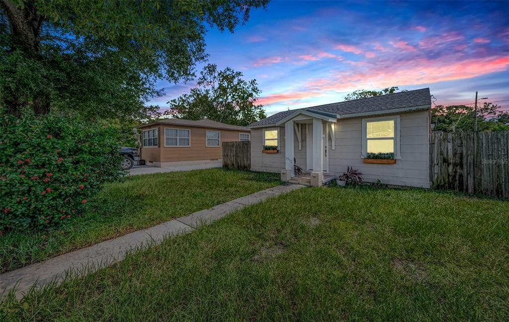 3930 42ND AVENUE N ST PETERSBURG, FL 33714