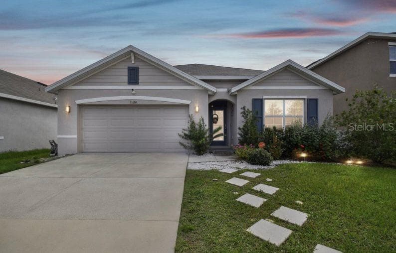 11610 MIRACLE MILE DRIVE RIVERVIEW, FL 33578