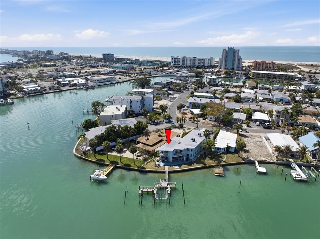 11045 3RD STREET E UNIT 6 TREASURE ISLAND, FL 33706