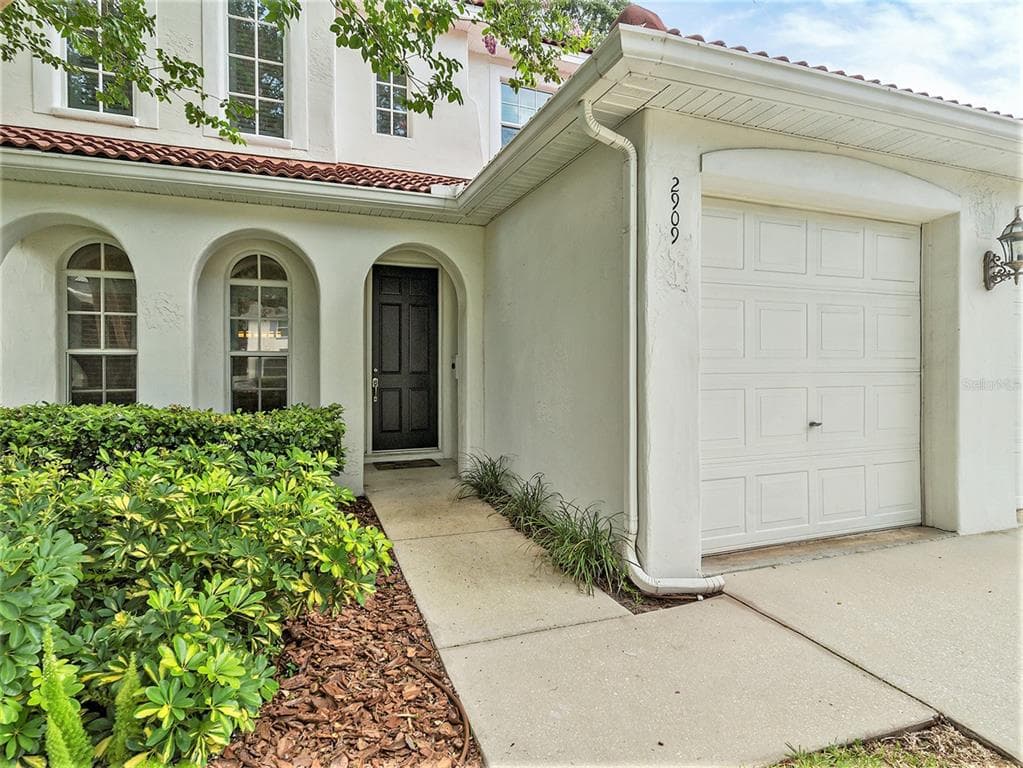 2909 W SAN CARLOS STREET TAMPA, FL 33629