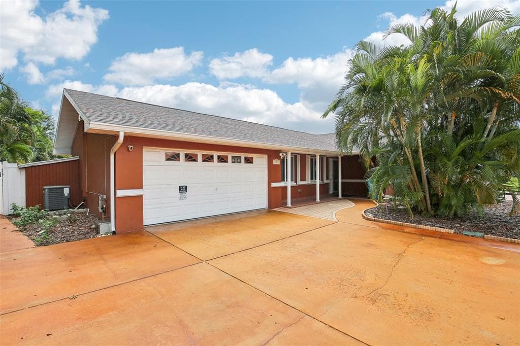 14000 THACHER AVENUE LARGO, FL 33774