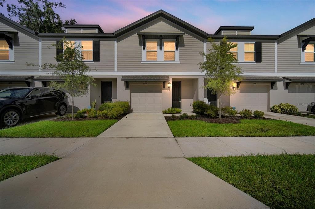 2714 SCARLET BAY PL BRANDON, FL 33510